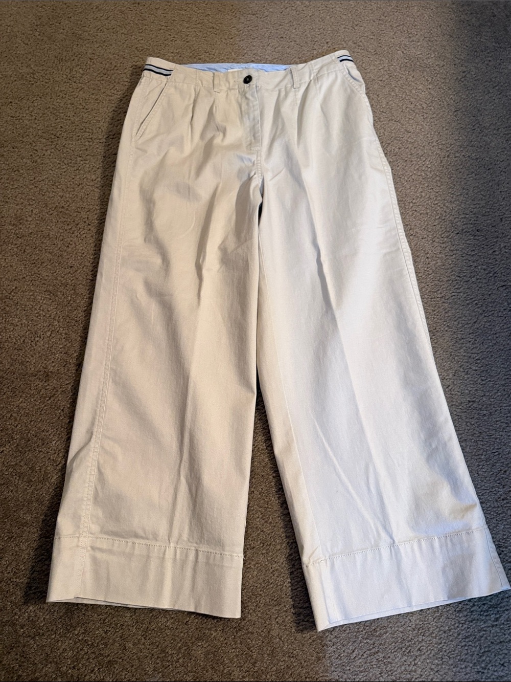 Ladies Crown&Ivy  Wide-Leg khakis size 6